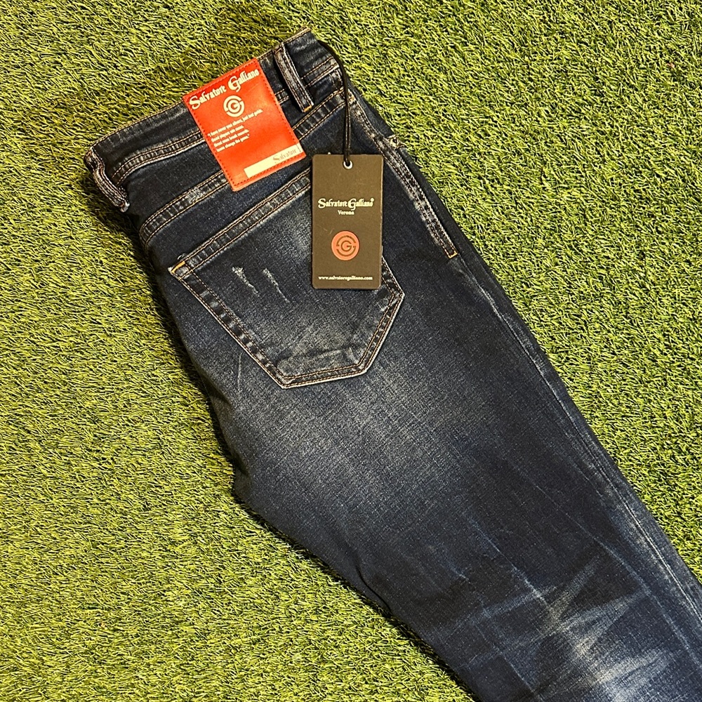 (NWT) Salvatore Galliano Men's Deep Indigo Slim Fit Distressed Jeans
